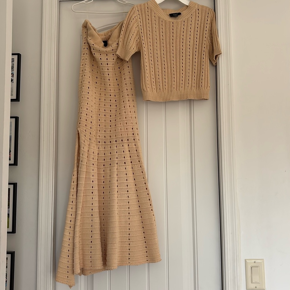 Vici knit shirt and skirt set. Size small